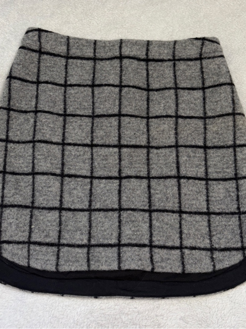 Madewell Wool Grey & black plaid mini skirt Women’s size 0